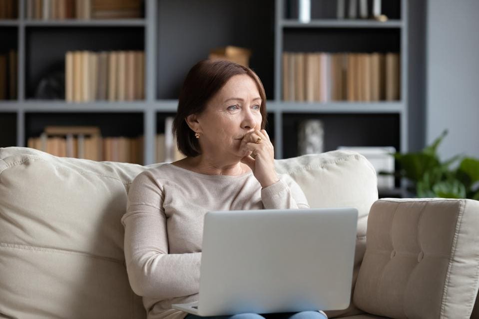 What Should Retirees Do About Economic Uncertainty?